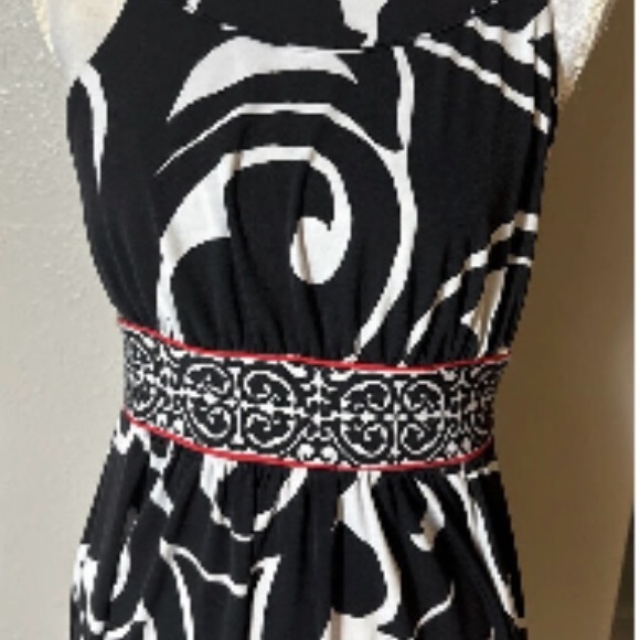 White House/Black Market Dress - Picture 9 of 13